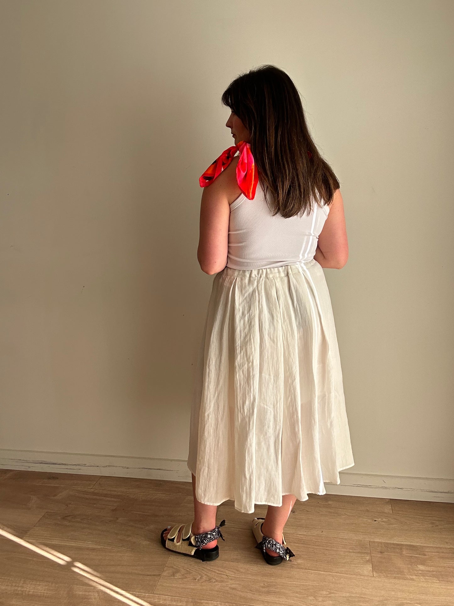 Off White H&M Floaty Midi Skirt, L