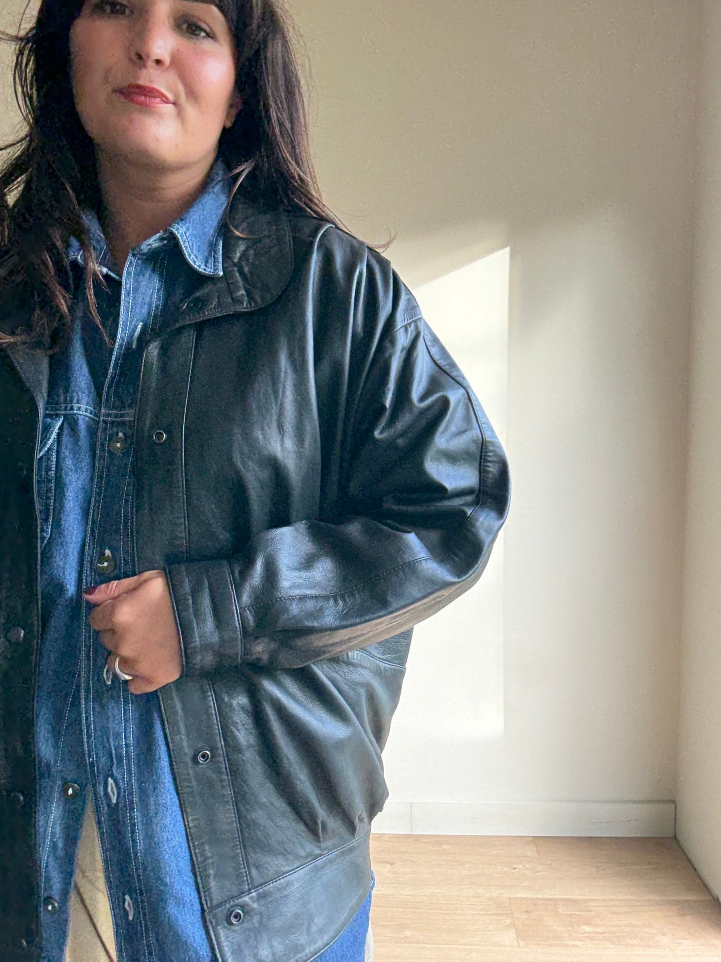 Black Vintage Leather Bomber Jacket, L-XL