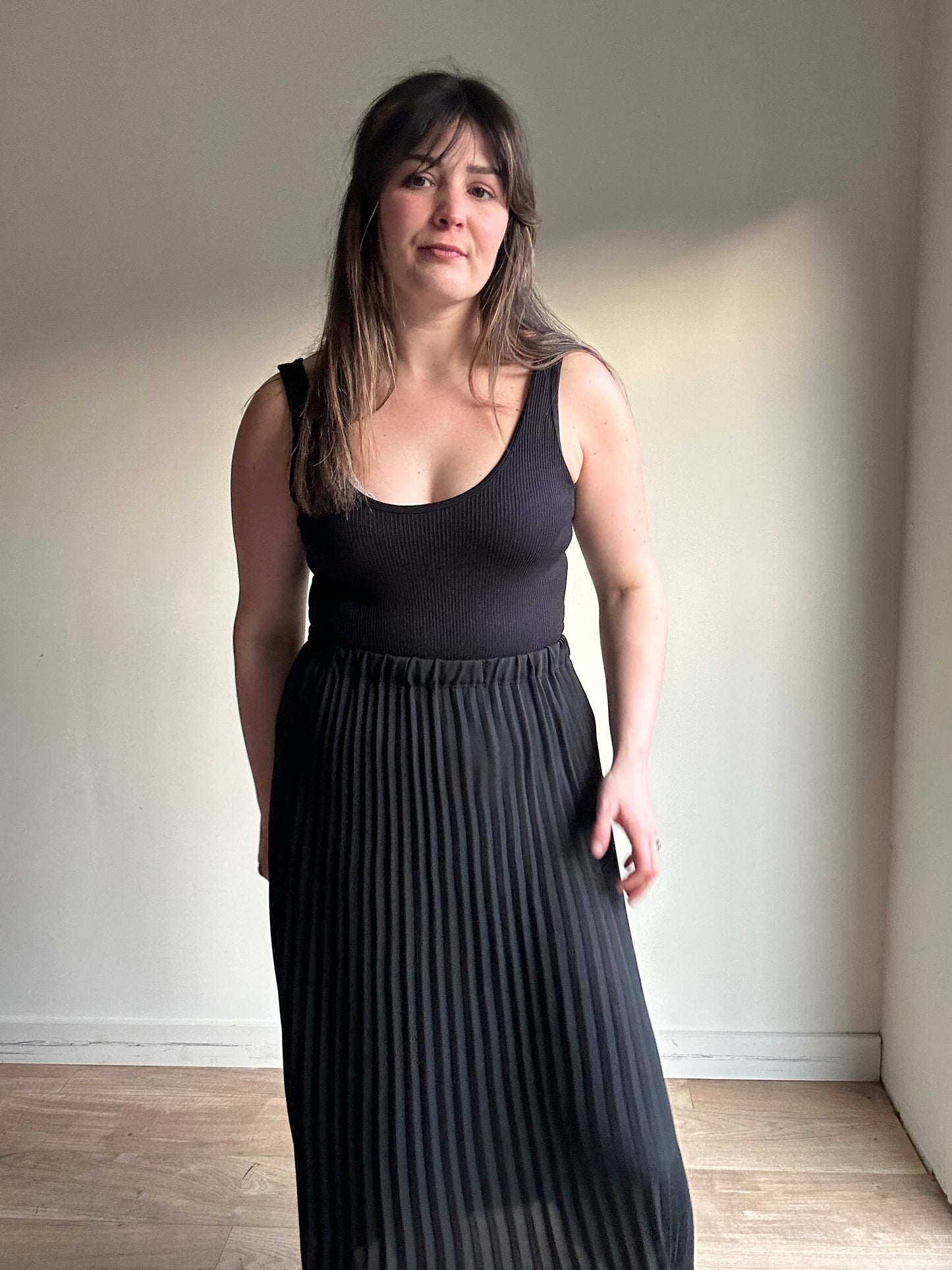 JUST Pleated Midi Skirt, L