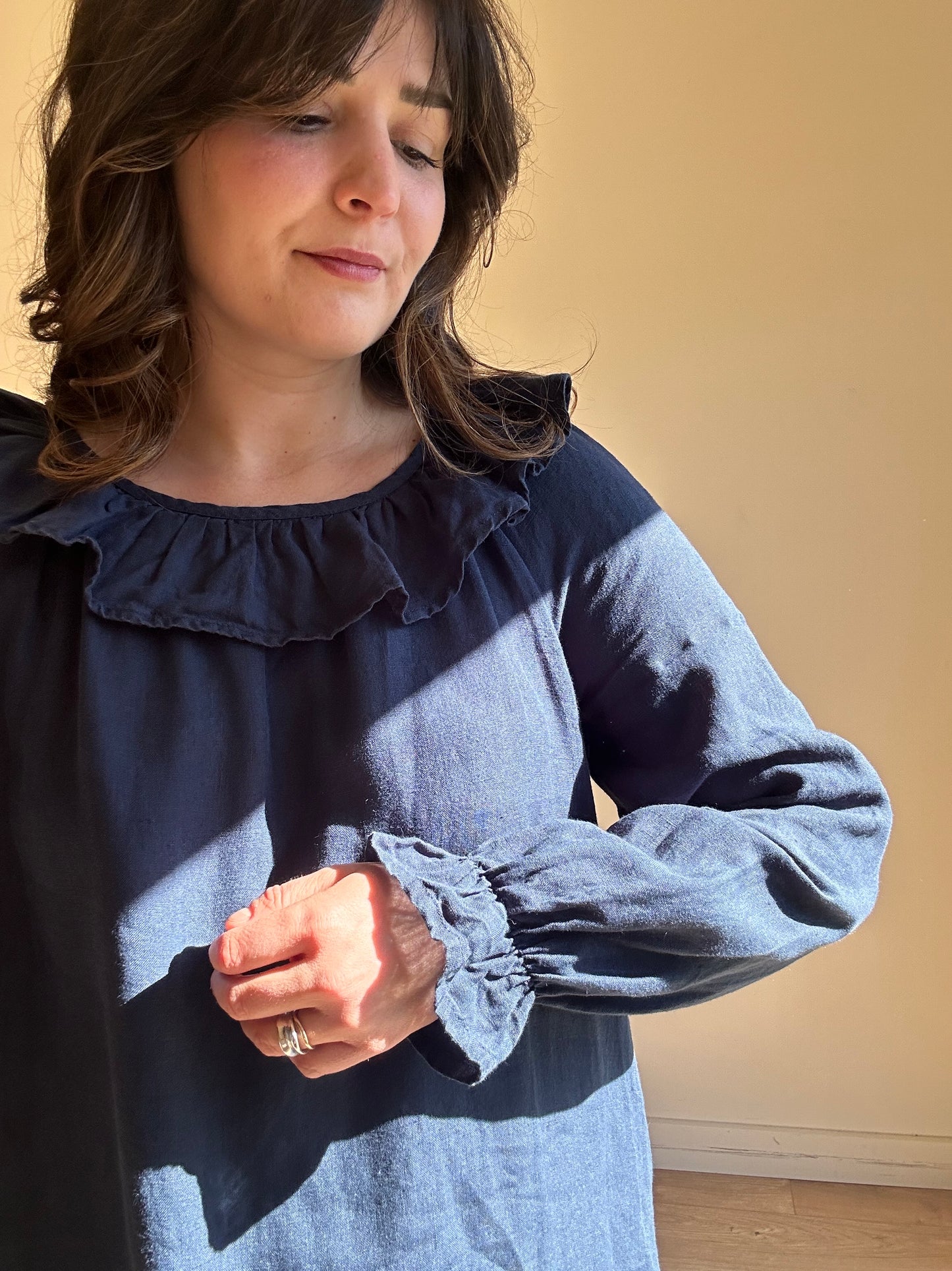 La Petite Alice Linen Frill Collar Dress, S/M Petite
