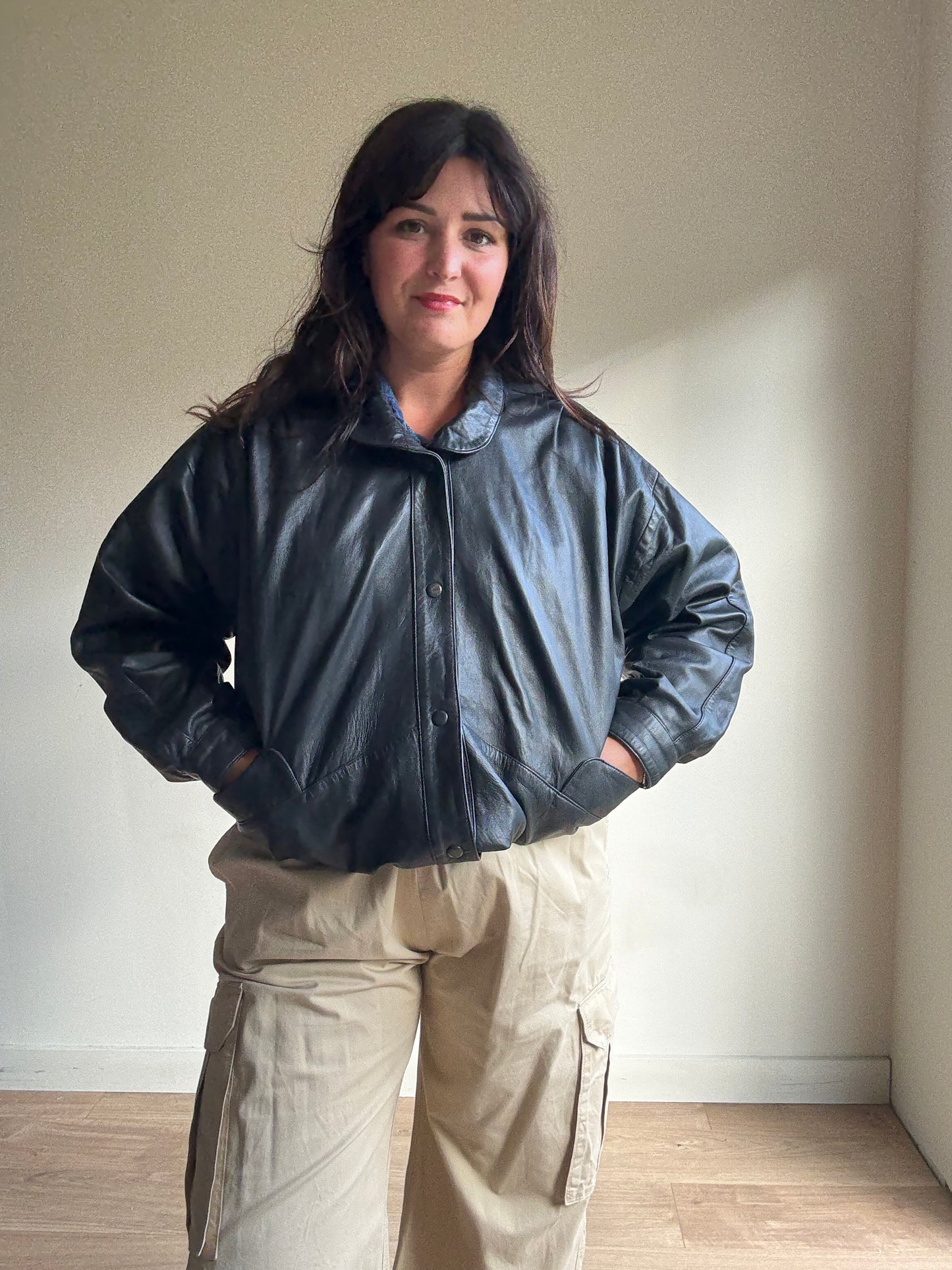 Black Vintage Leather Bomber Jacket, L-XL