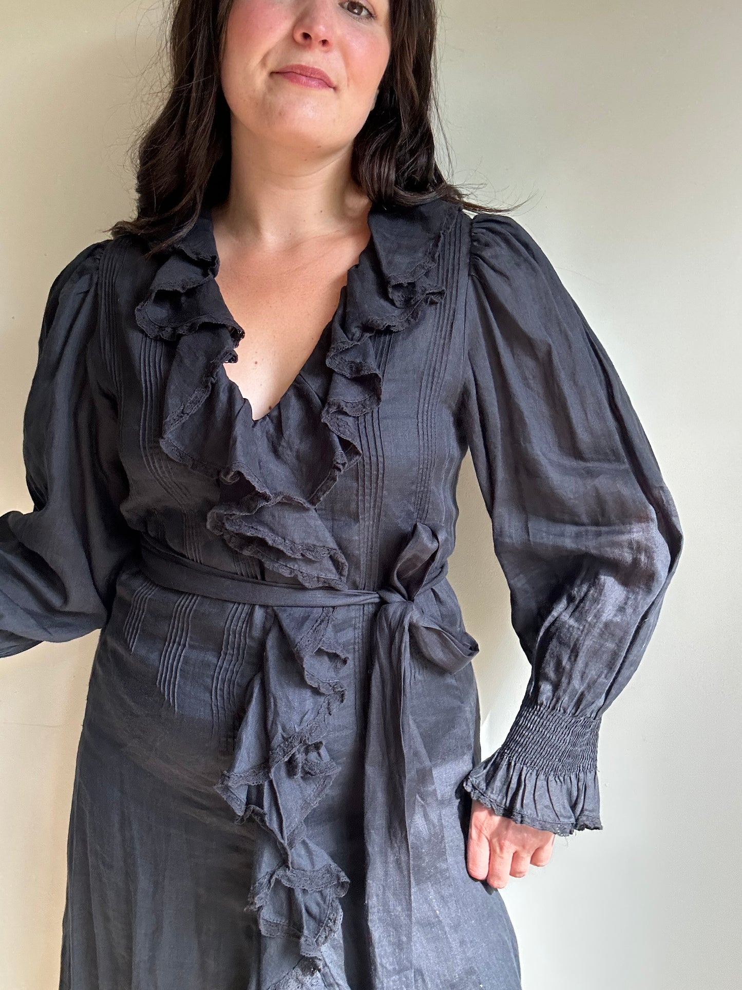 Doen Nadia belted ruffled ramie midi dress, M