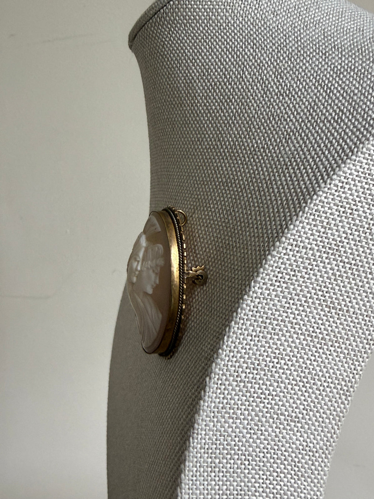 Antique Cameo Shell Brooch
