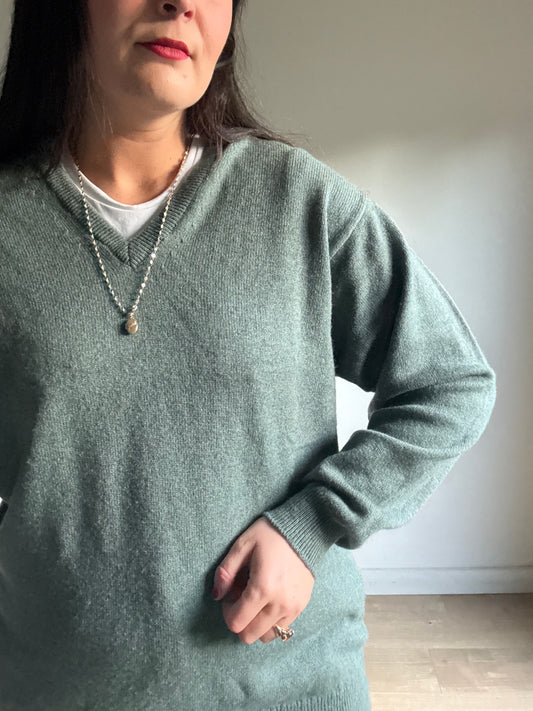 St Michael’s Vintage Lambs Wool Jumper, M-L