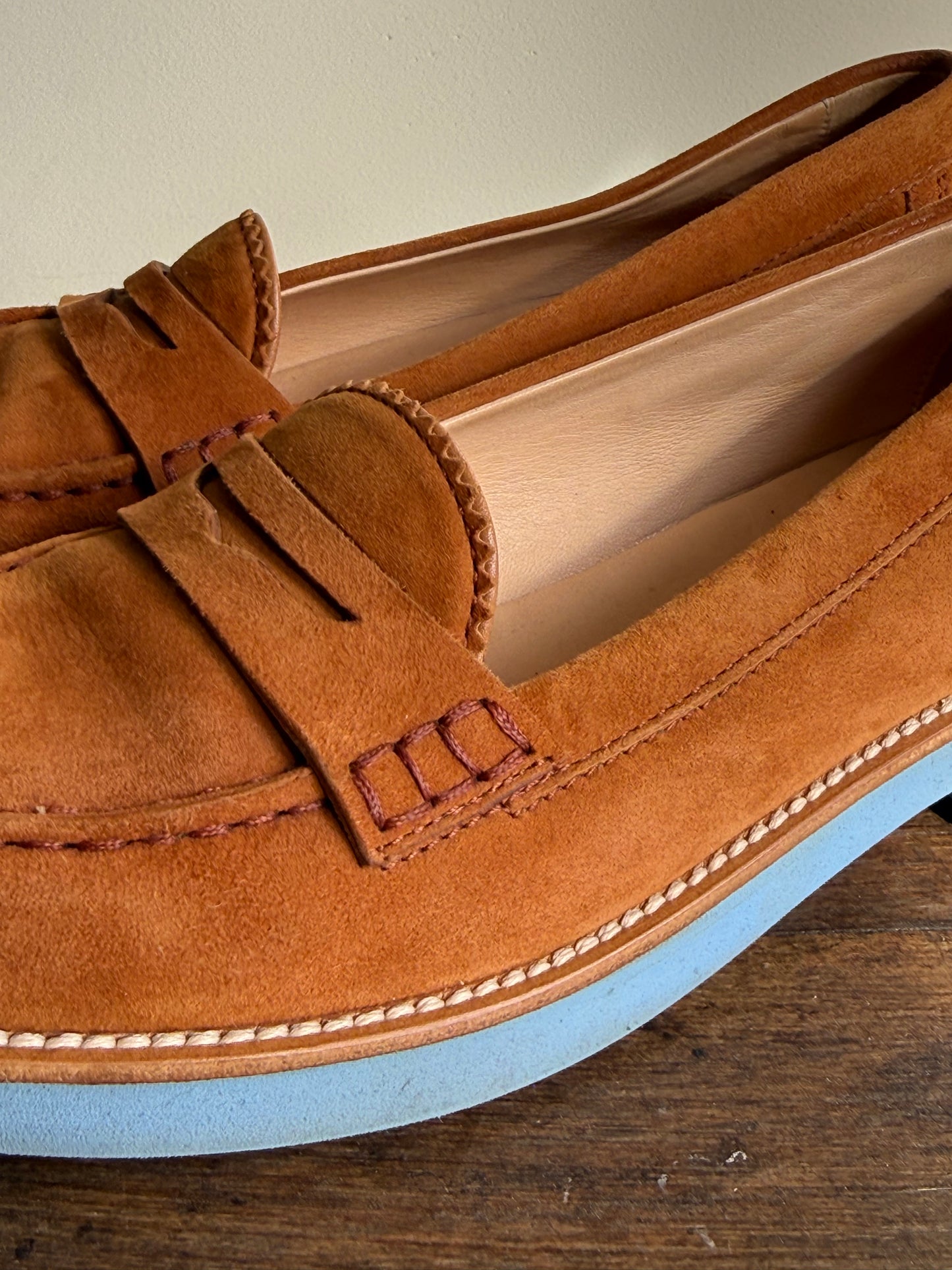 TOD'S Suede Penny Loafer, EU 35
