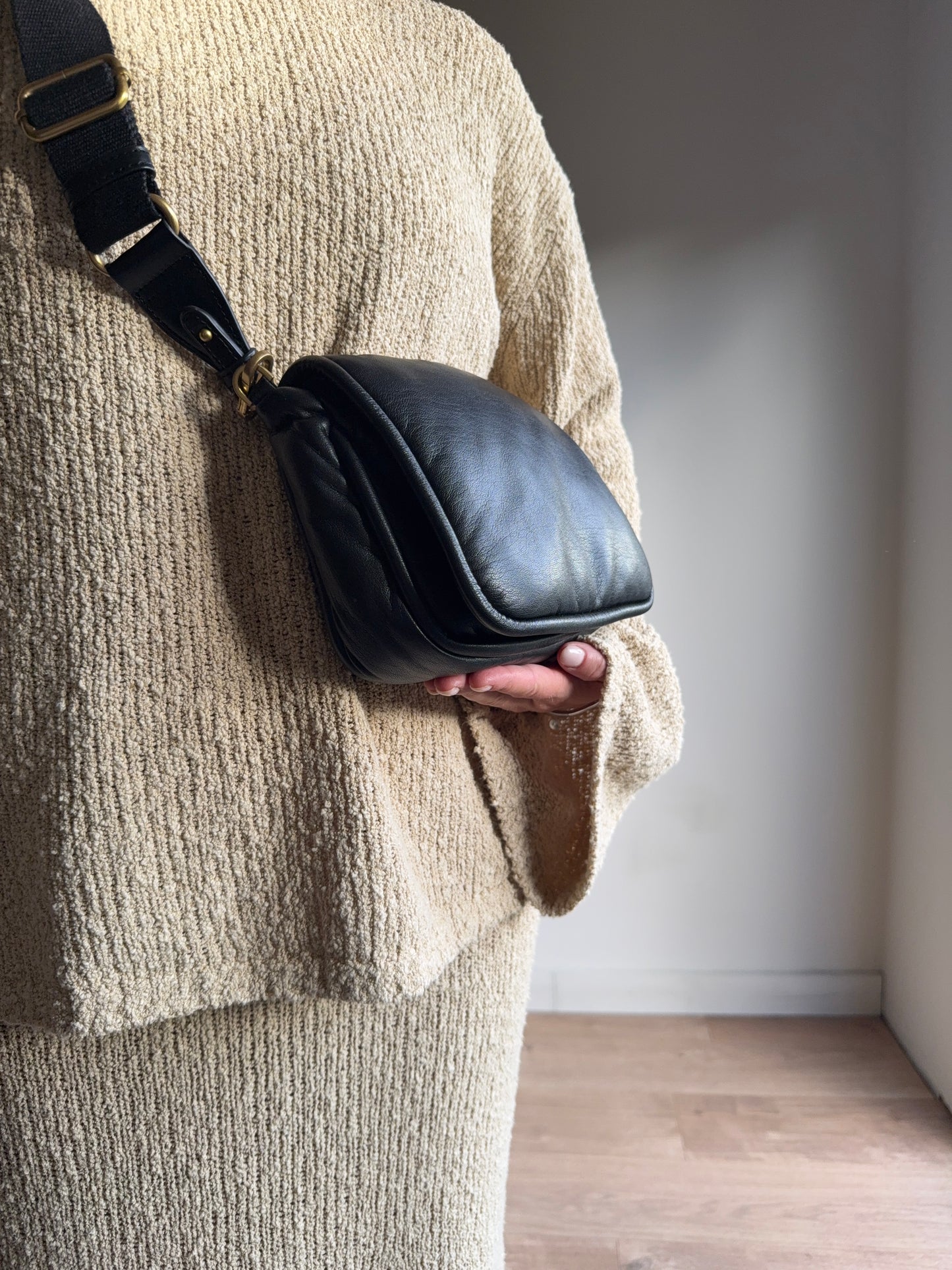 Zara Faux Leather Puffy Crossbody Bag, O/S