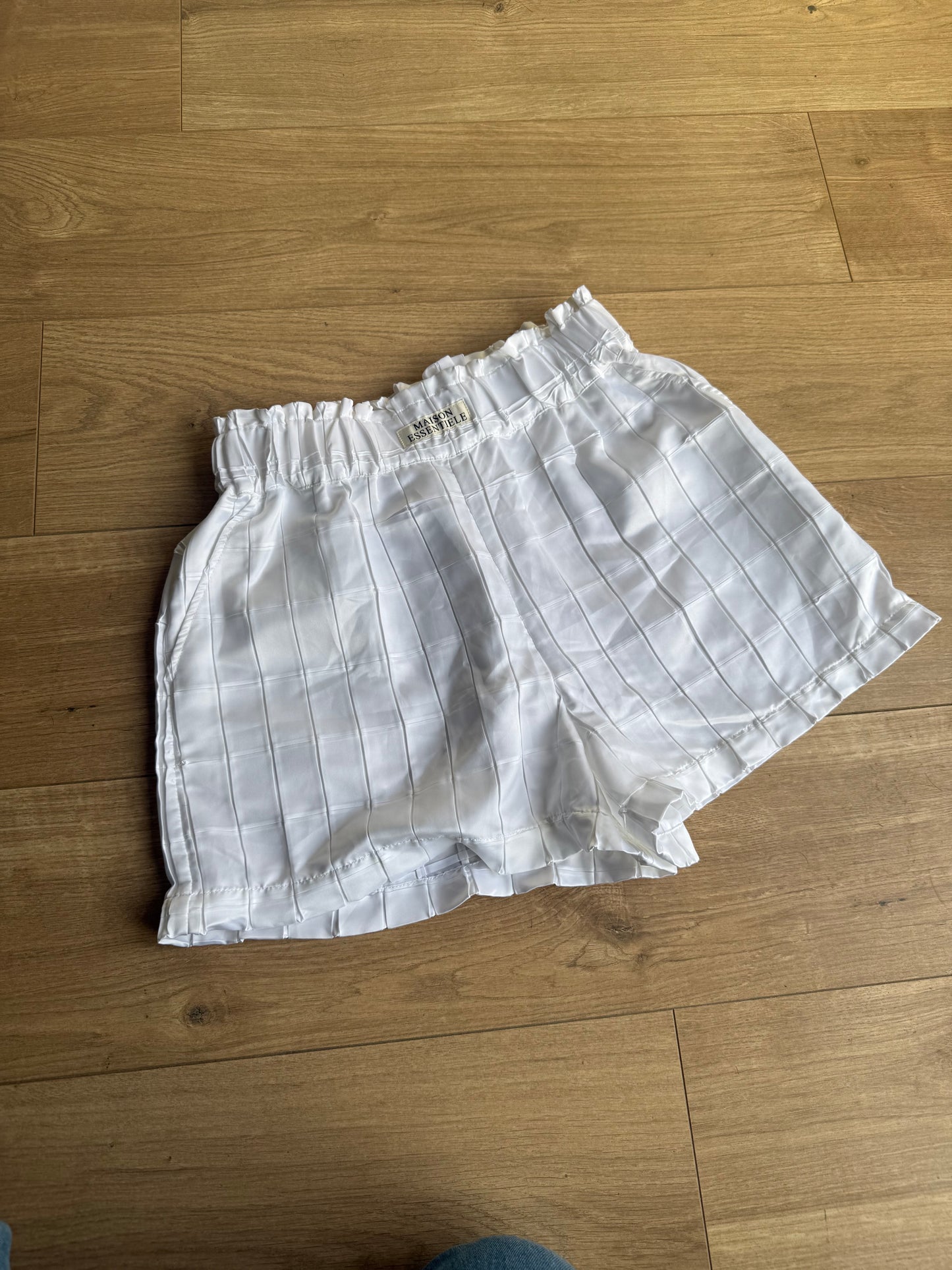 Maison Essentiele Textured Satin Boxer Shorts, M