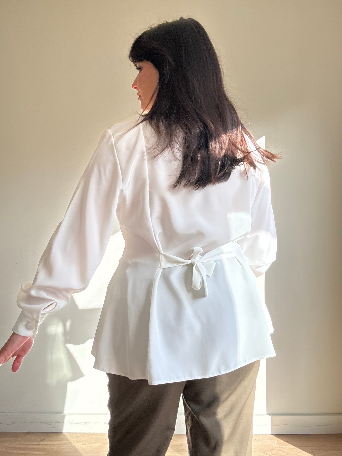 Vintage Button Up Tie Back Blouse, L