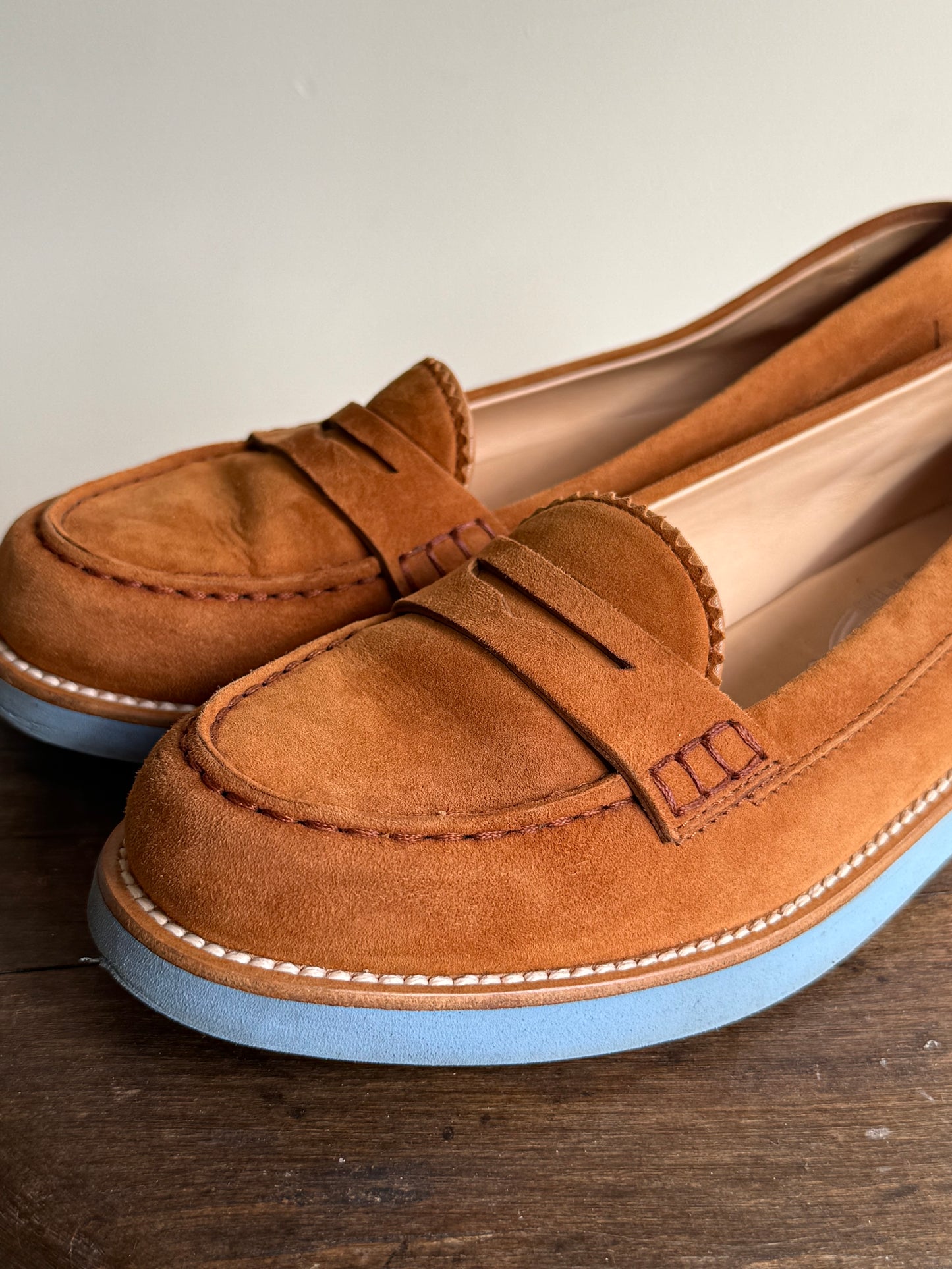 TOD'S Suede Penny Loafer, EU 35