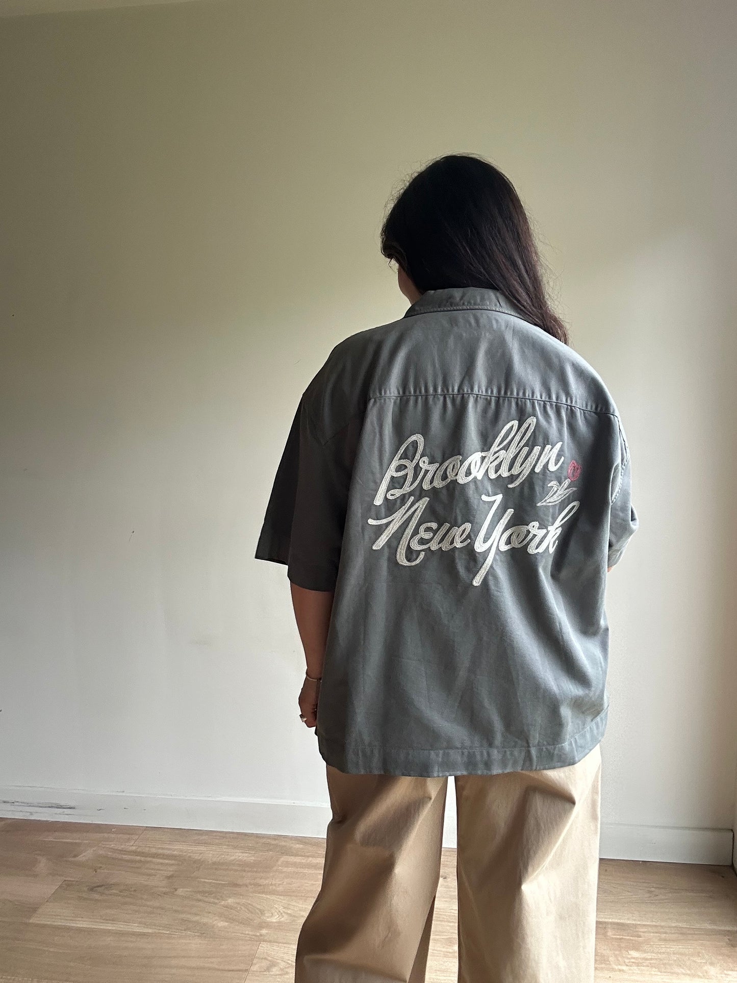 Abercrombie & Fitch Embroidered Cropped Shirt, L