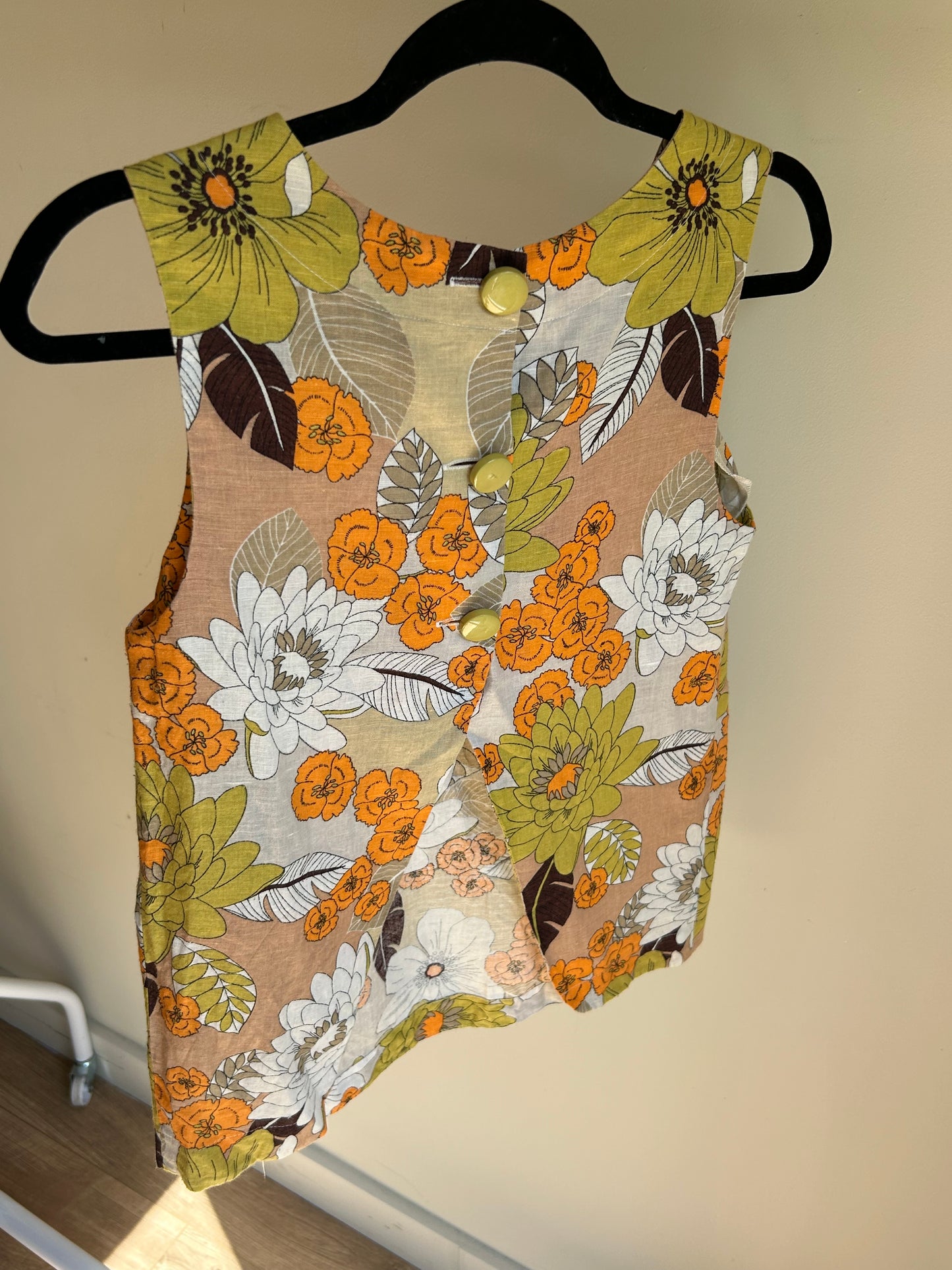 Topshop 70's Floral Top - Size 10