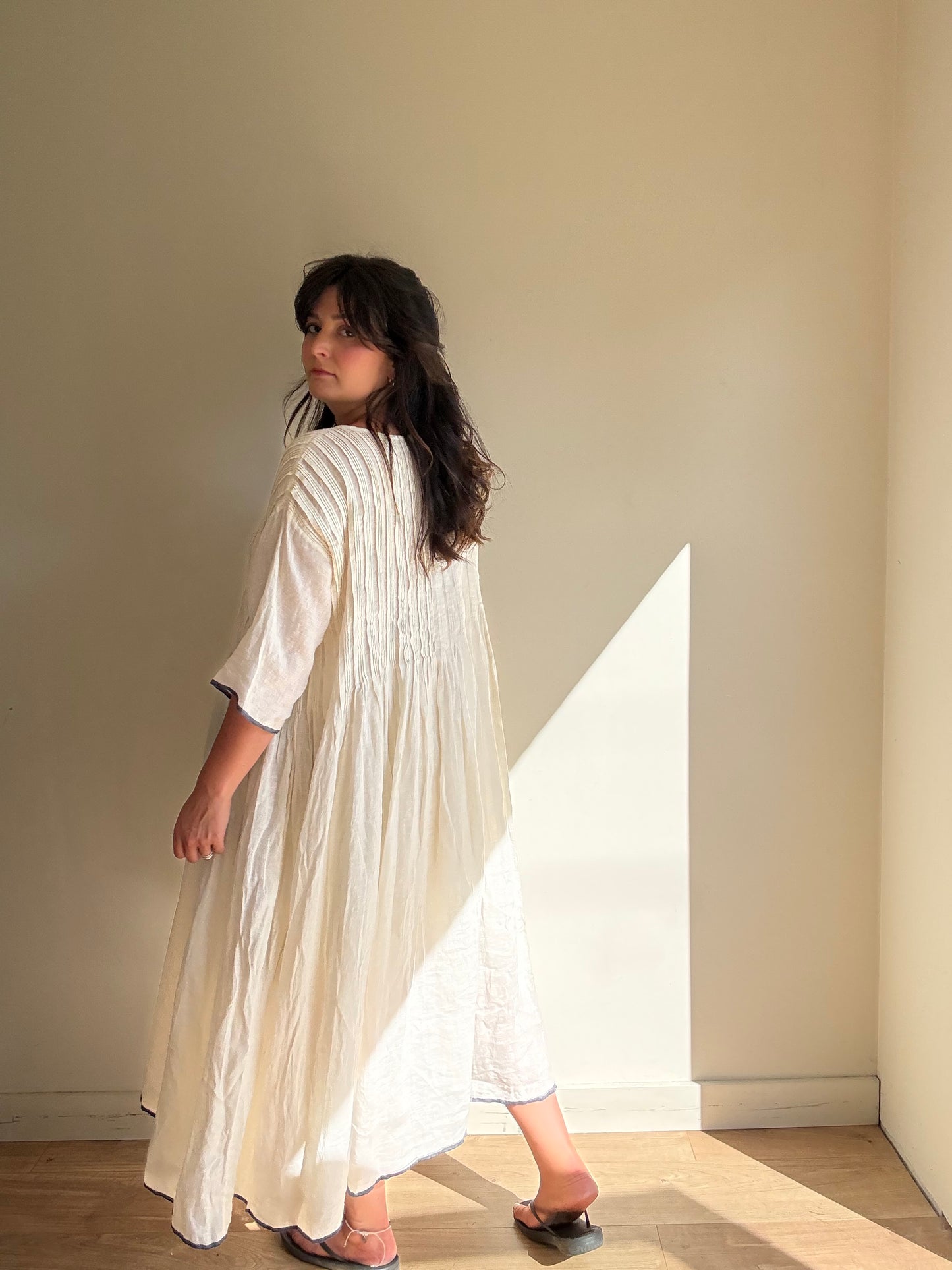 Maison De Soil Linen Pintuck Trim Dress, L-XL