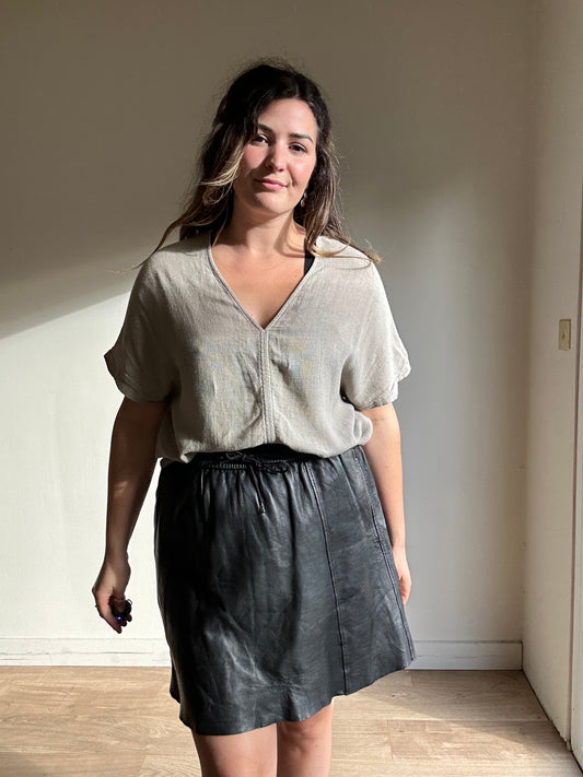 Black Crane Linen & Rayon Y Top - Size XS-M