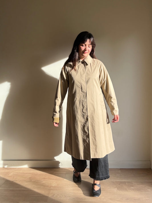 Uniqlo Mac Trench Coat, 10