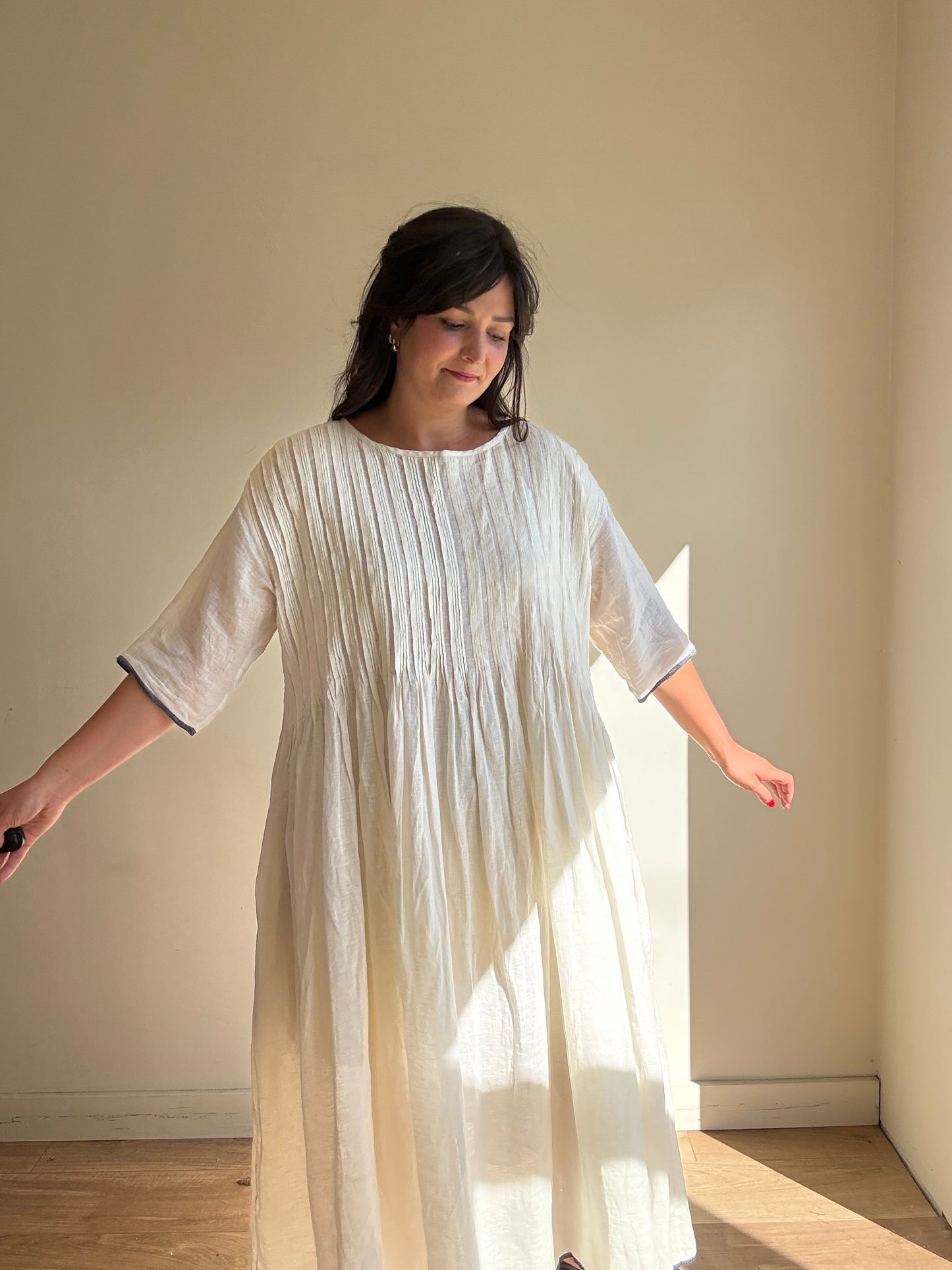 Maison De Soil Linen Pintuck Trim Dress, L-XL