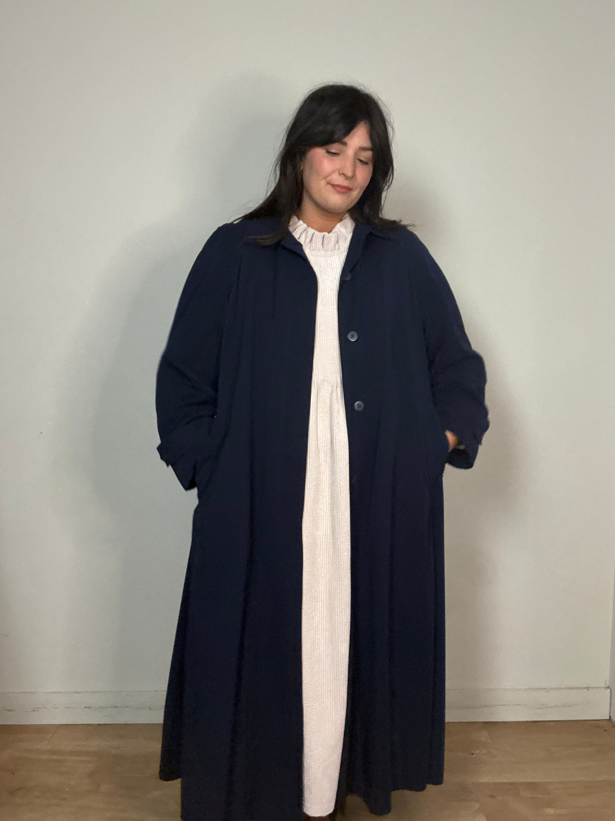 Vintage St Michaels Navy Trench, L