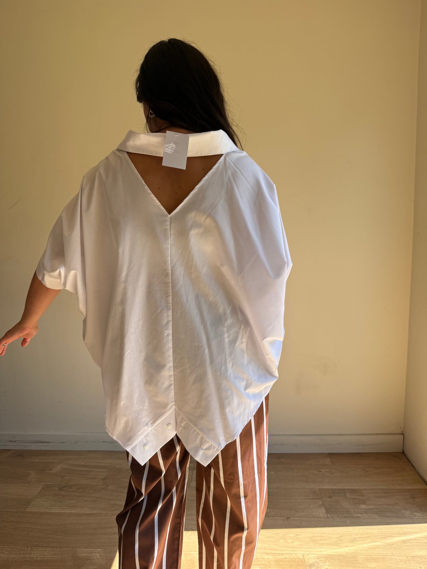 Studio Mariya Open Back Shaped Shirt, XL