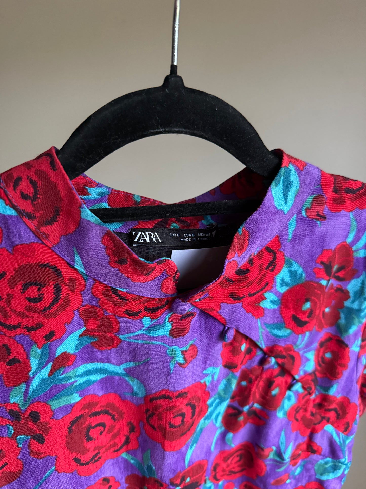 Zara Rose Print Crop Top with Open Back, S