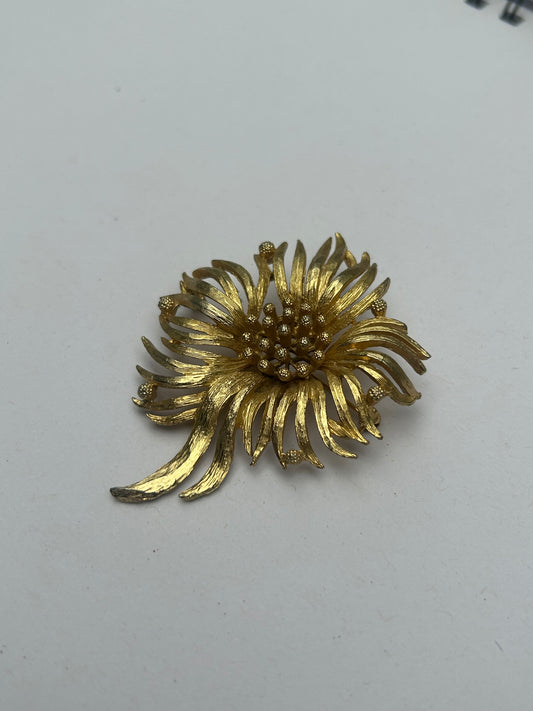 Vintage Flower Brooch