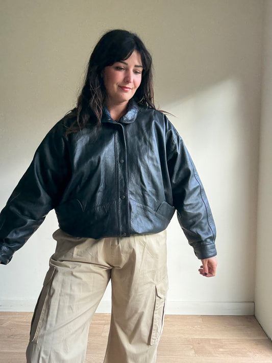 Black Vintage Leather Bomber Jacket, L-XL