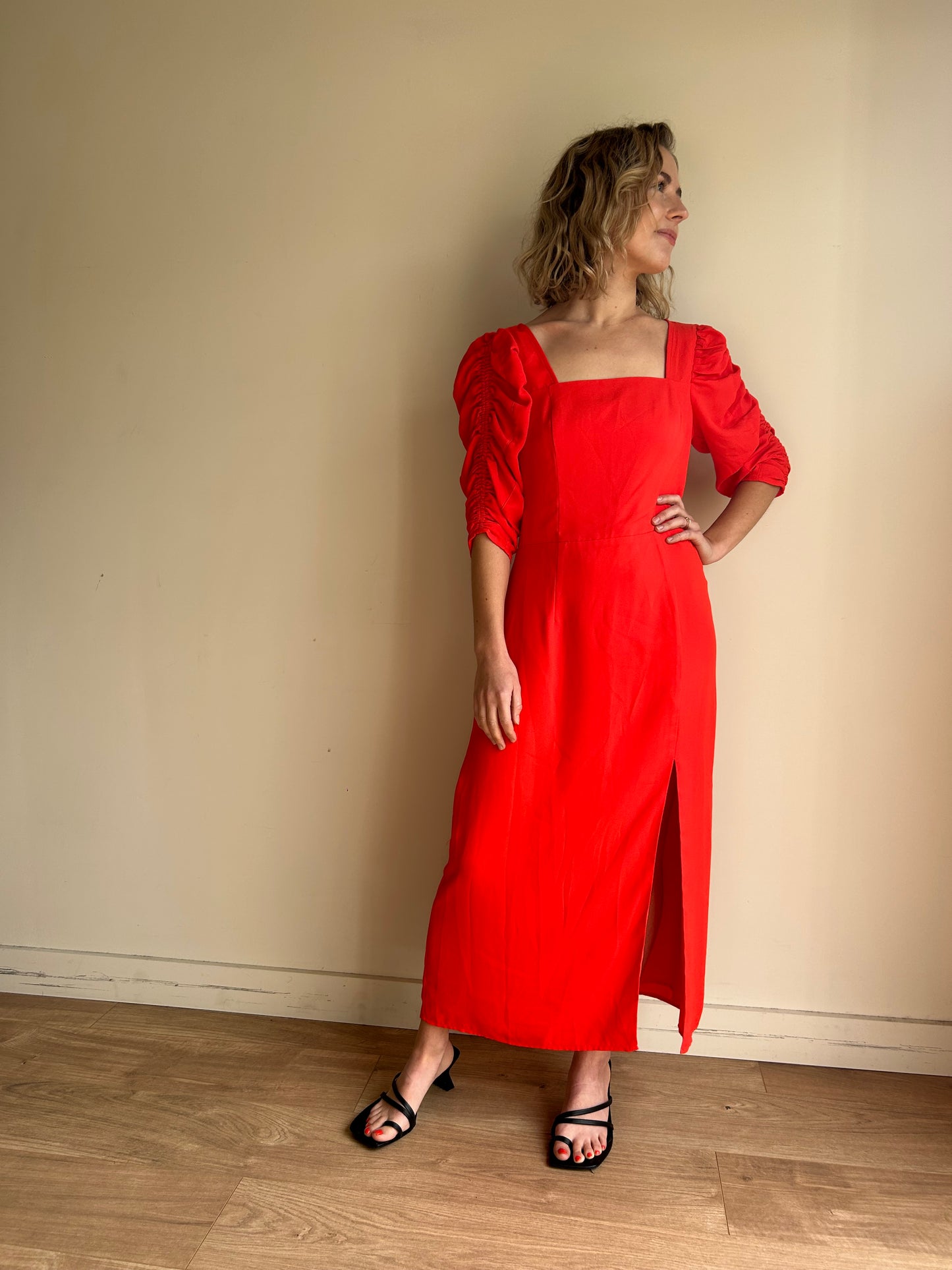 Red Gathered Sleeve Midi Dress, S