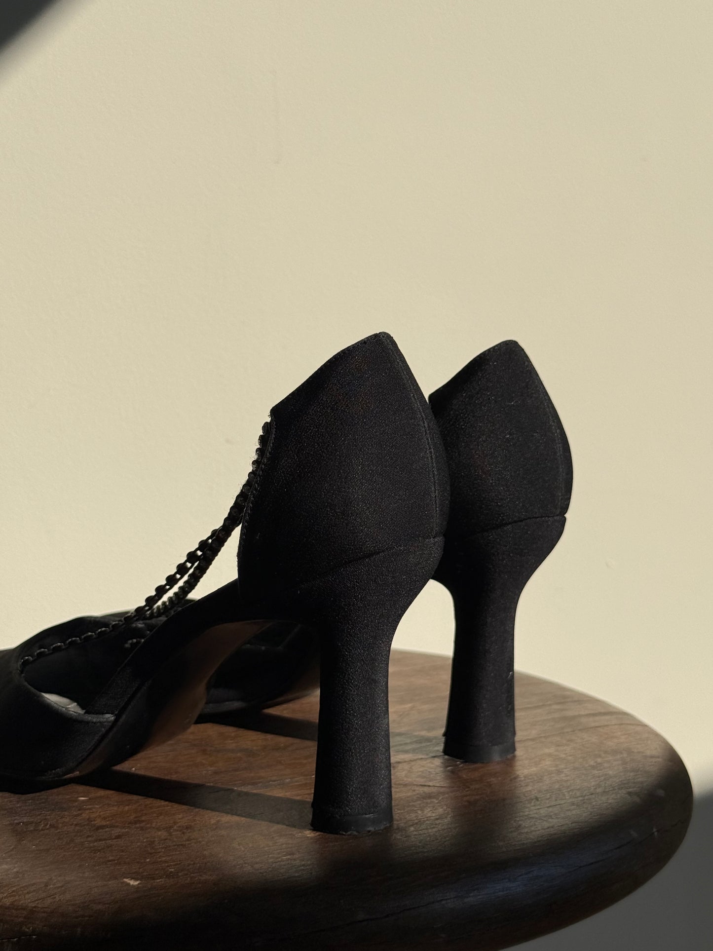 Vintage Russell & Bromley Gemstone Court Heels, 6