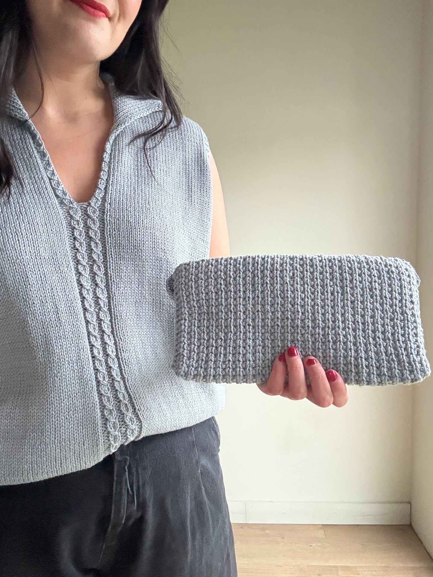 Handknit Silver Knitted Clutch Bag, O/S