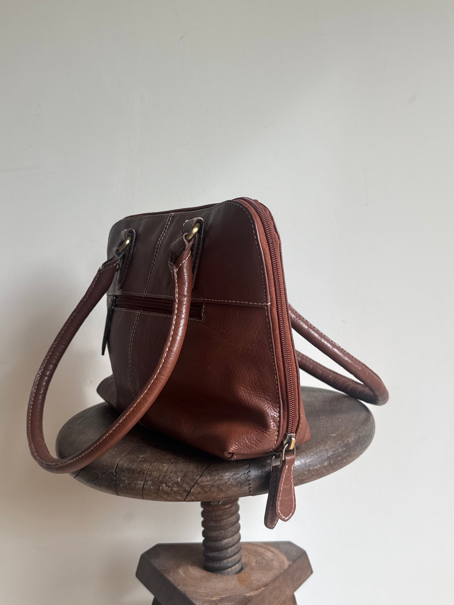 Leather Vintage 00's Shoulder Bag