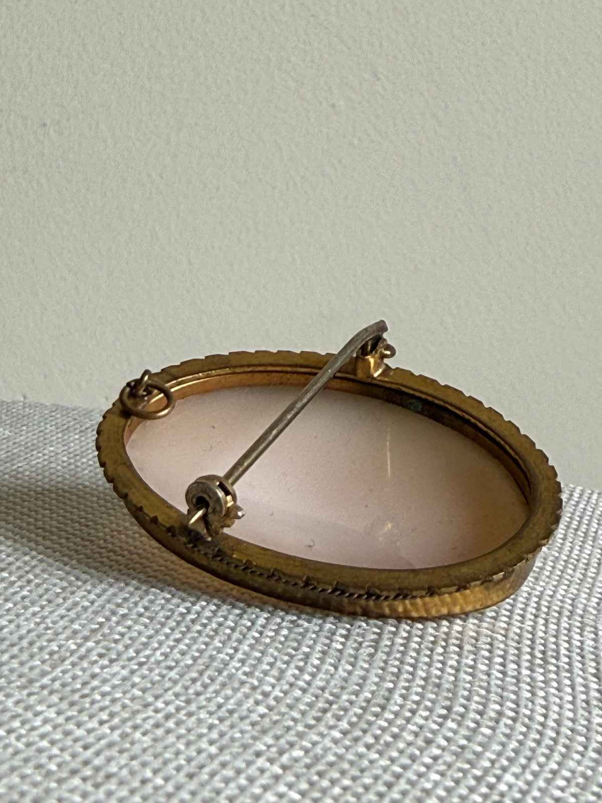 Antique Cameo Shell Brooch