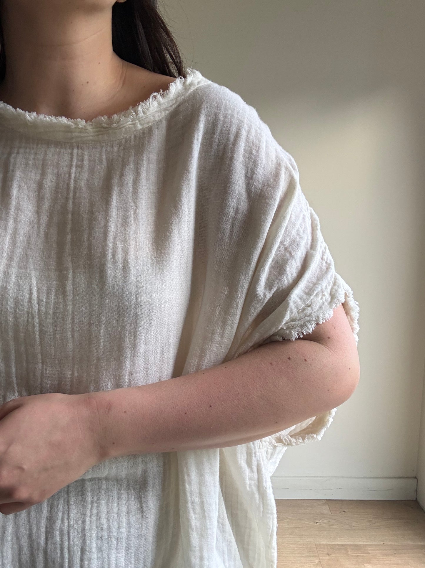 Black Crane Gauze Box Top, One Size